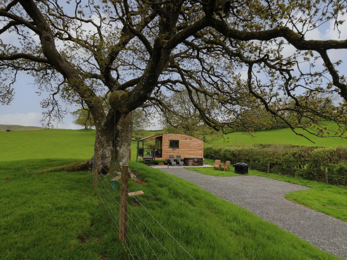 Wild Acre Villa Llangadog Exterior photo
